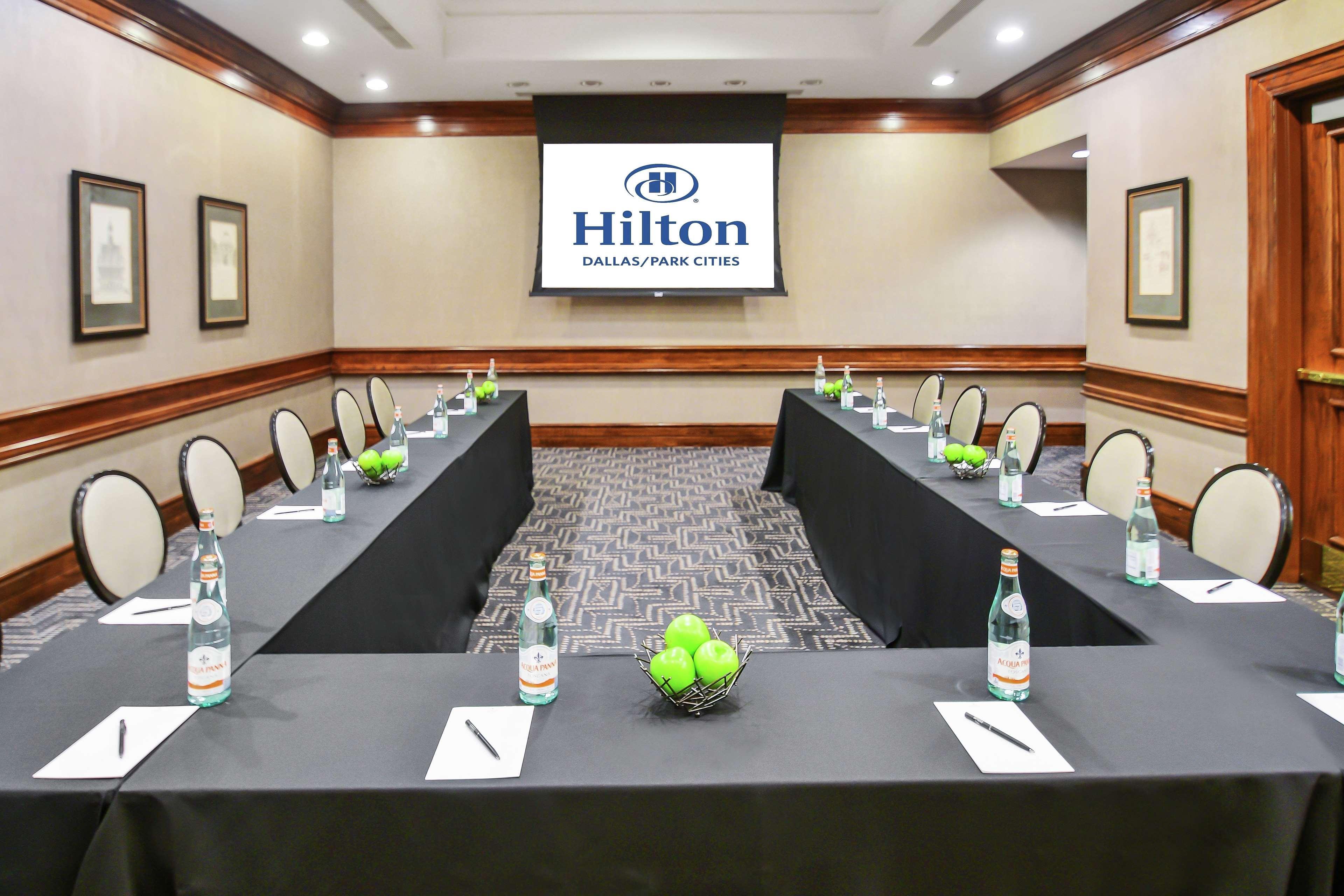Hilton Dallas-Park Cities Eksteriør bilde